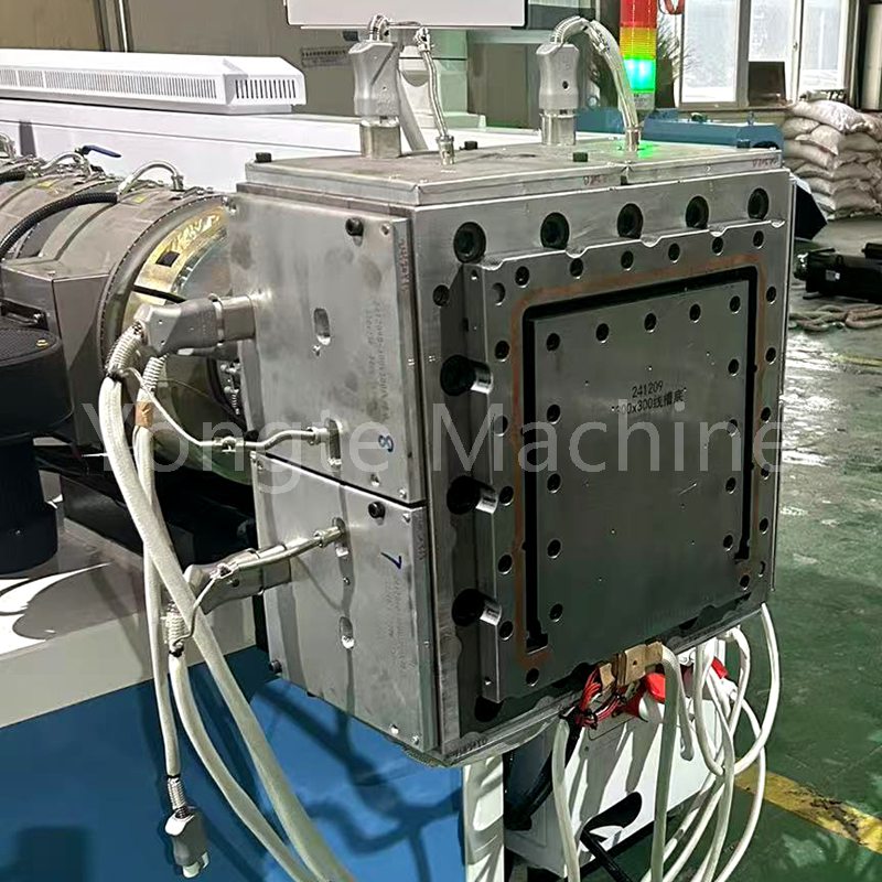 PVC Rain Gutter Extrusion Machine