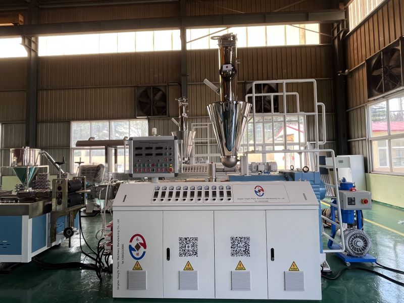 WPC profile extrusion machine