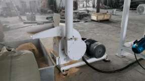 Wood Powder Pulverizer Machine